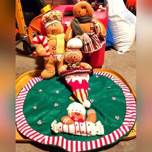2 plush gingerbread dolls, stocking/cookie cutter & tree skirt